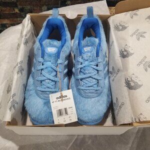 adidas YTI Microbounce x Kerwin Frost BROYAL/ BROYAL/ ECRTIN